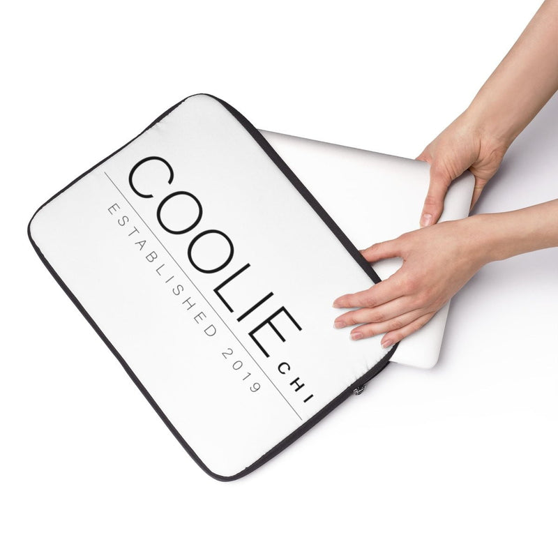 Shop a wide selection of elegant and stylish laptop sleeves on Cooliechi. Made with 100% Polyester to protect your laptop from scratches and minor impacts.